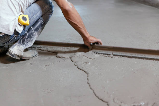 Best Concrete Pool Decks in Pontotoc, MS